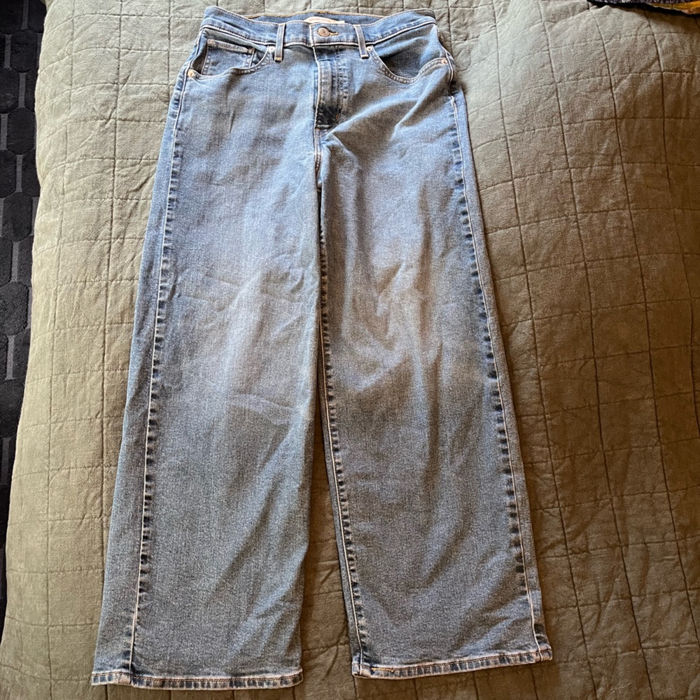Levis High Rise Wide Leg Jeans